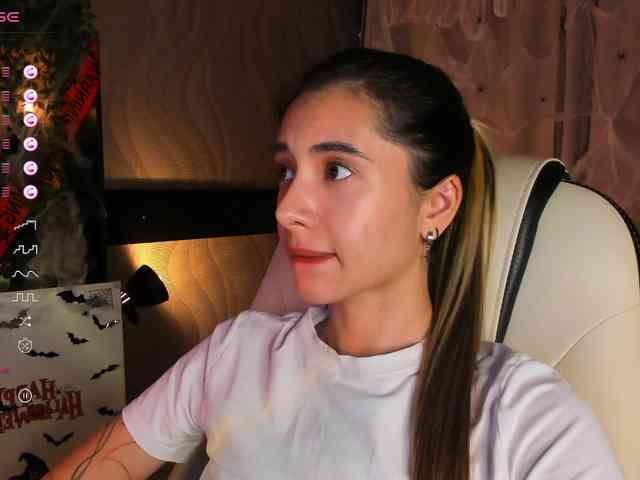 DarlaBelle webcam