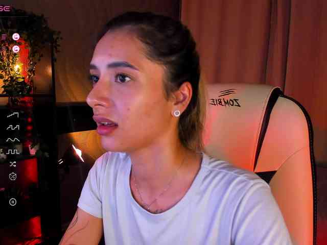 DarlaBelle webcam