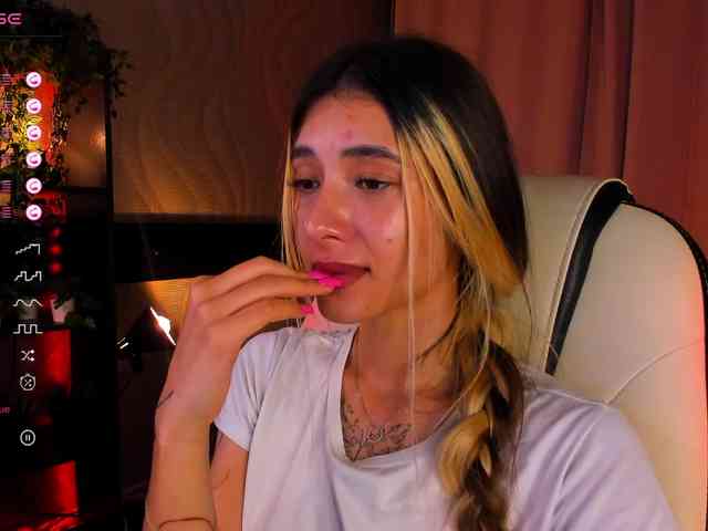random adult cam chat DarlaBelle