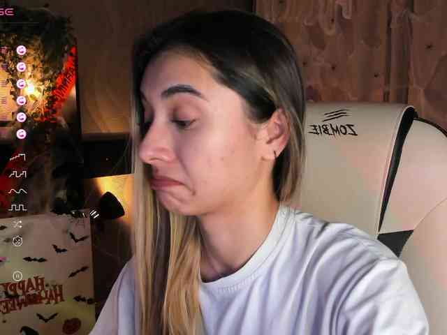 DarlaBelle webcam