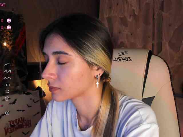DarlaBelle webcam