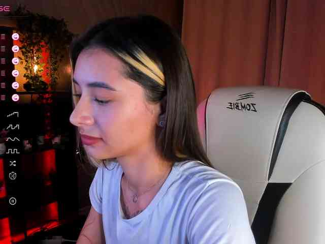 DarlaBelle webcam