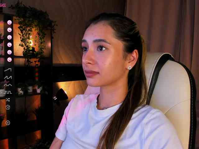 DarlaBelle webcam