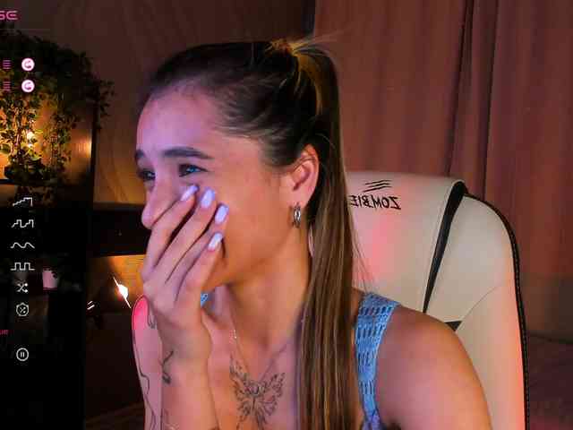 DarlaBelle webcam