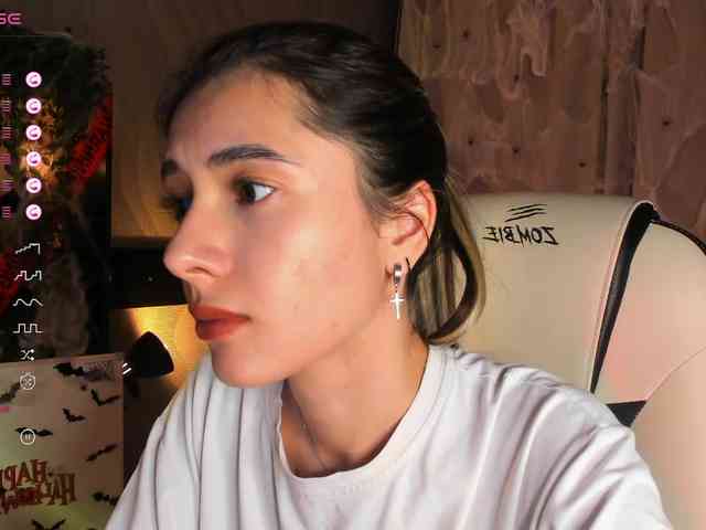 DarlaBelle webcam