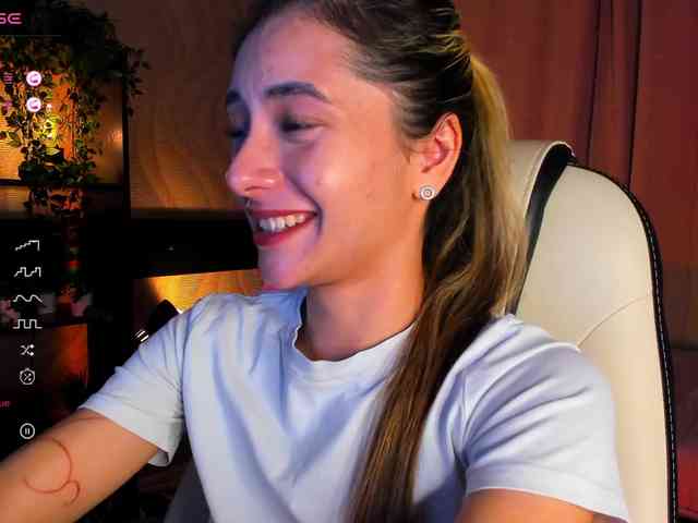 DarlaBelle webcam