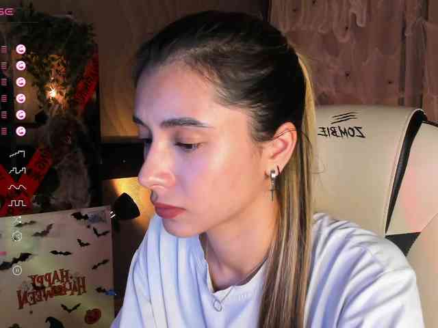 DarlaBelle webcam