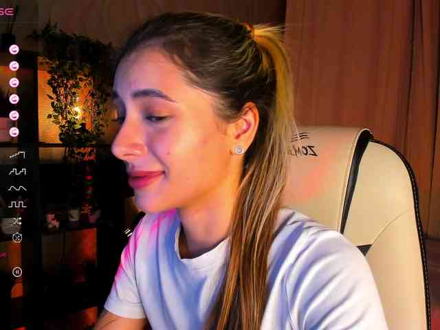 DarlaBelle webcam