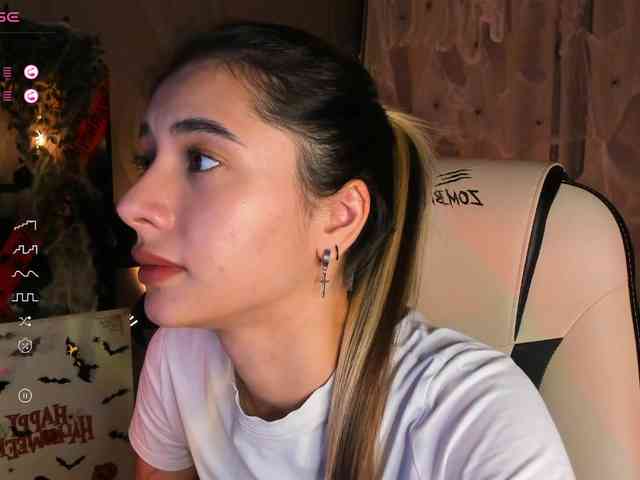DarlaBelle webcam