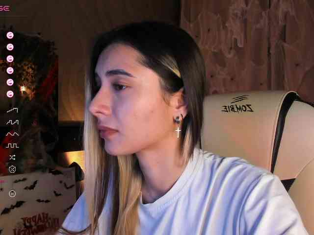 DarlaBelle webcam