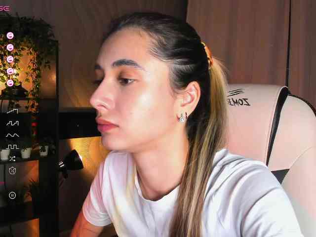 DarlaBelle DarlaBelle