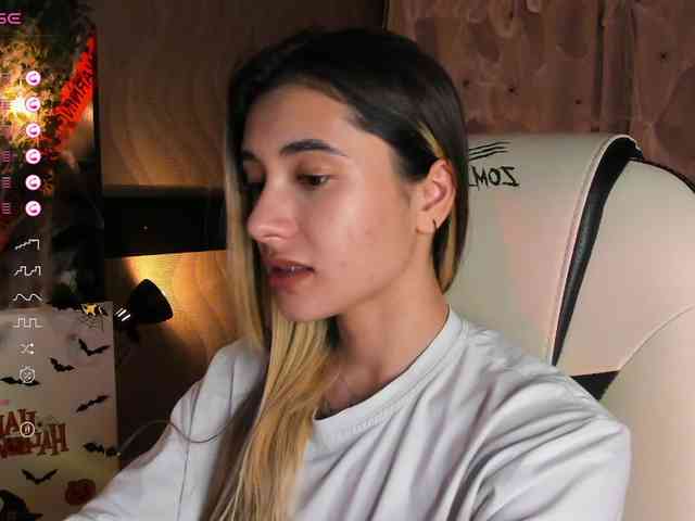 DarlaBelle webcam
