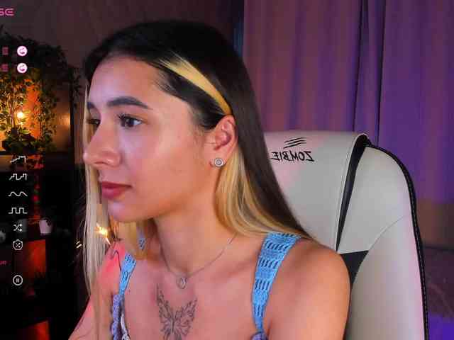 DarlaBelle webcam