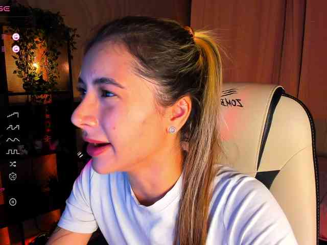 DarlaBelle webcam