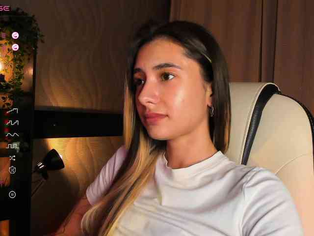 DarlaBelle webcam