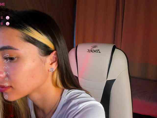 DarlaBelle webcam