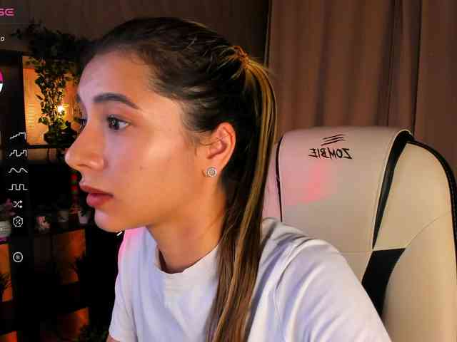 DarlaBelle webcam