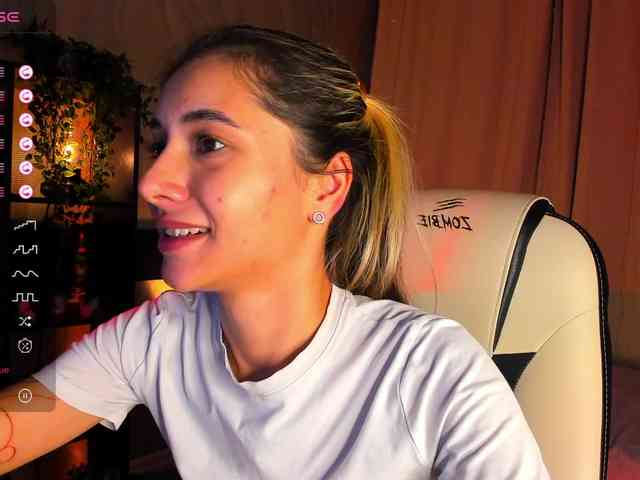 DarlaBelle webcam