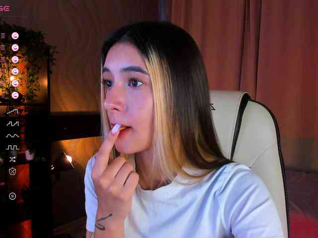 DarlaBelle webcam
