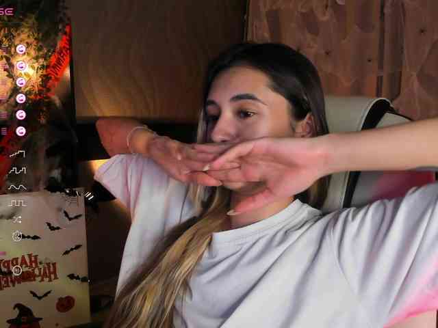 DarlaBelle webcam