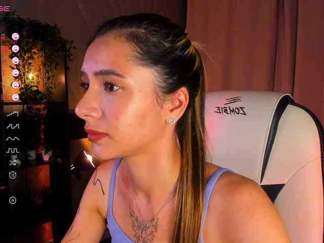 DarlaBelle webcam