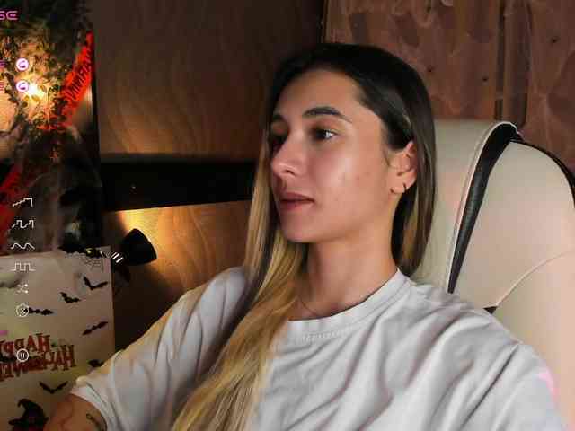 DarlaBelle webcam