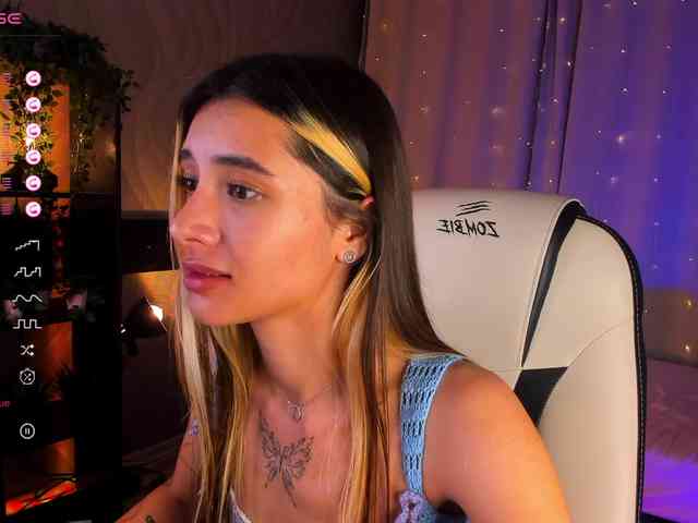 DarlaBelle webcam