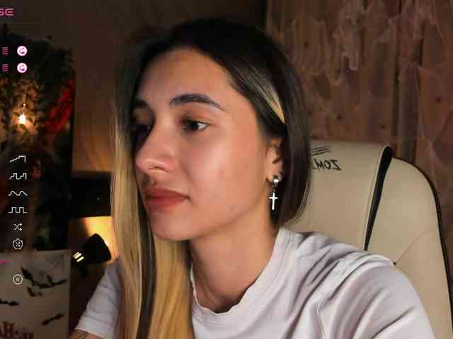DarlaBelle webcam