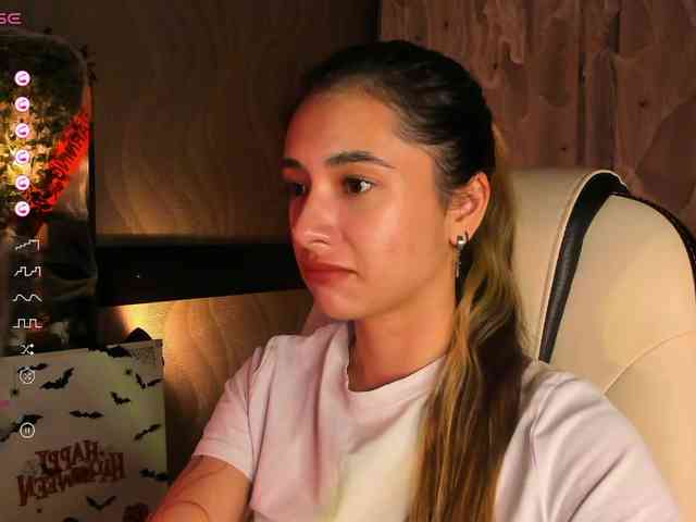DarlaBelle webcam