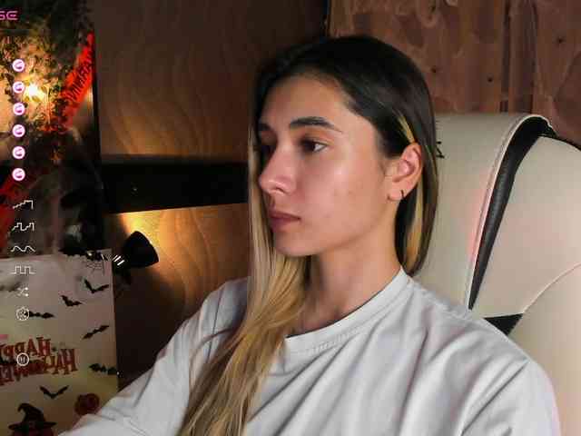 DarlaBelle webcam