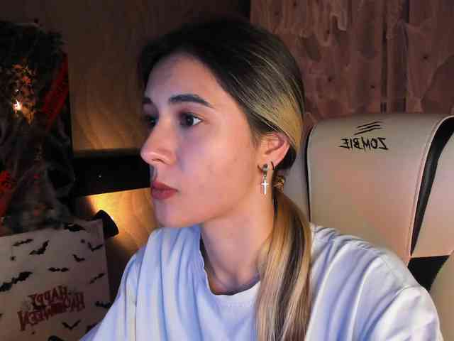 DarlaBelle webcam