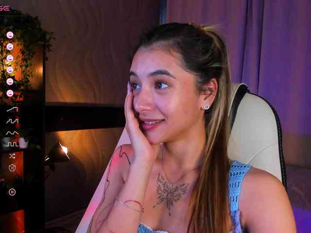 DarlaBelle webcam