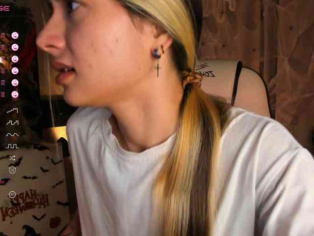 DarlaBelle webcam