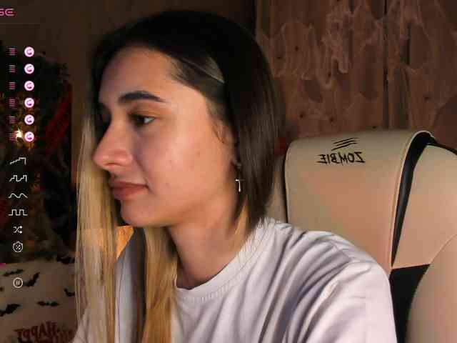 DarlaBelle webcam