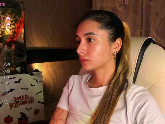 DarlaBelle webcam