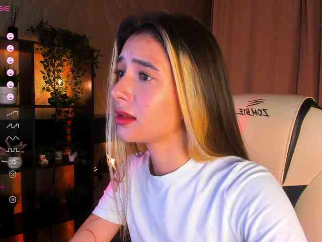 DarlaBelle webcam