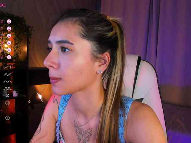 DarlaBelle webcam