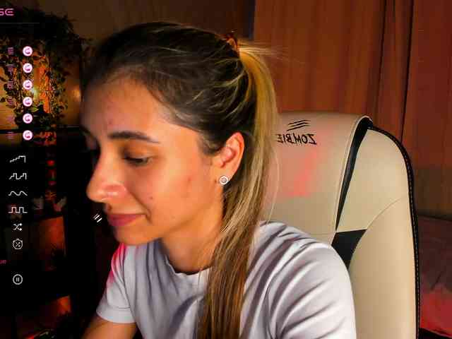 DarlaBelle webcam