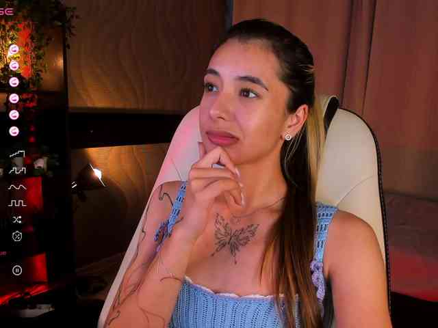 DarlaBelle webcam