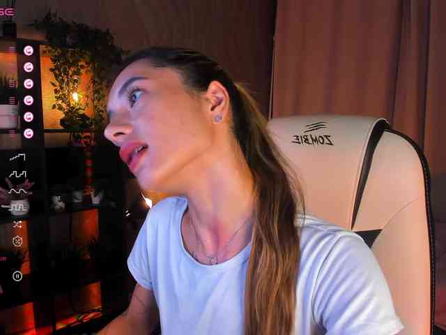 DarlaBelle webcam
