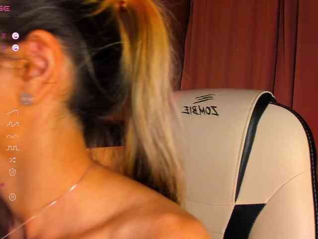 DarlaBelle webcam