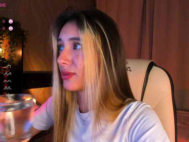 DarlaBelle webcam