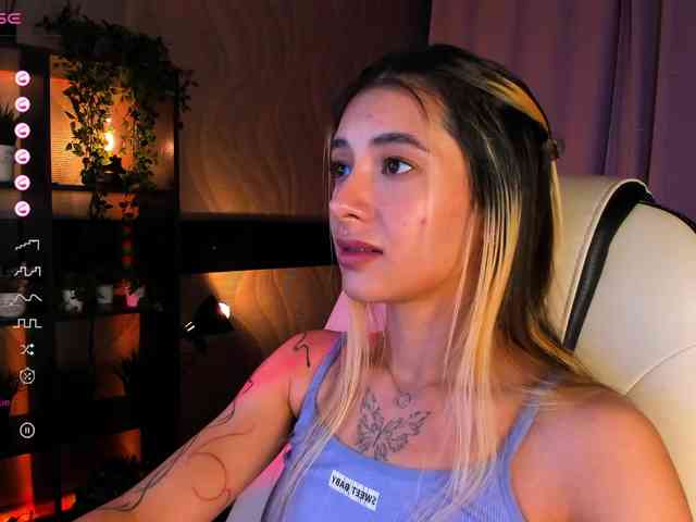 DarlaBelle webcam