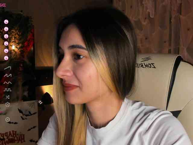 DarlaBelle webcam