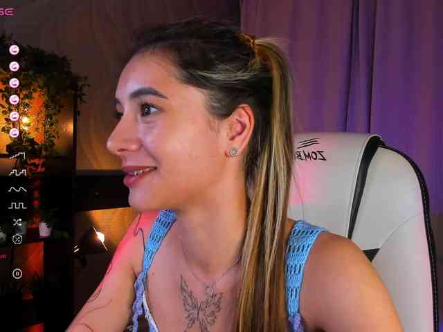 DarlaBelle webcam
