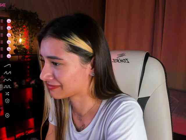 DarlaBelle webcam