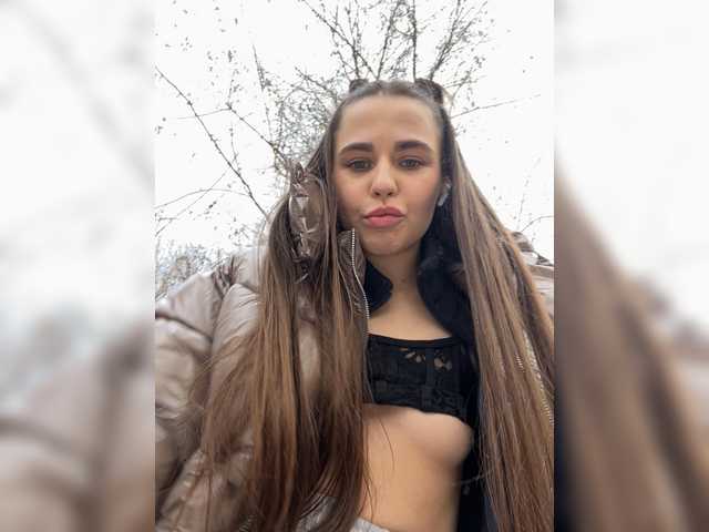 ClaraxRose's BongaCams show and profile