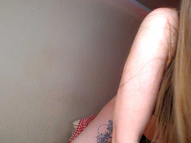 aliceTurner21's BongaCams show and profile