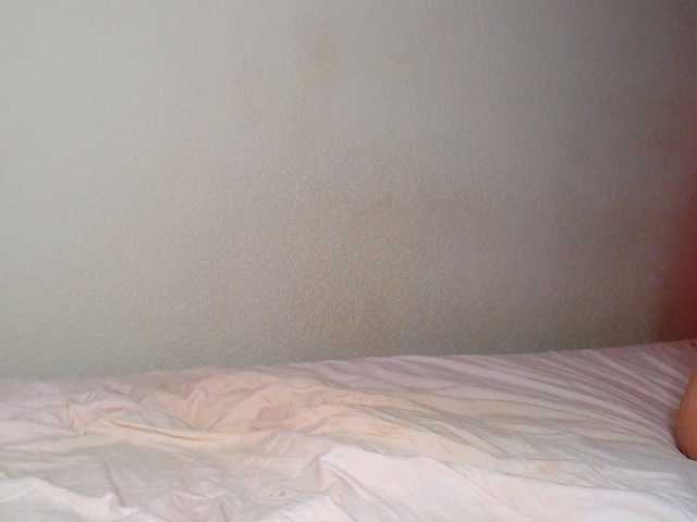 aliceTurner21's BongaCams show and profile