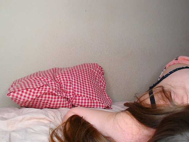 aliceTurner21's BongaCams show and profile